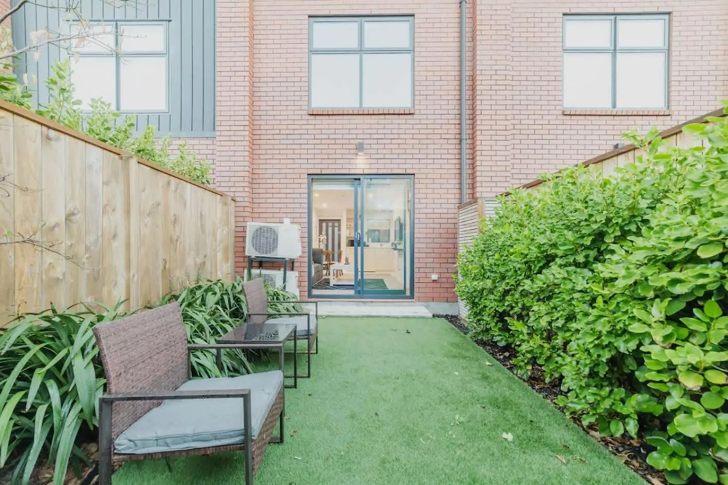 2Br Stay In The City Free Wi-Fi - Gloucester Christchurch